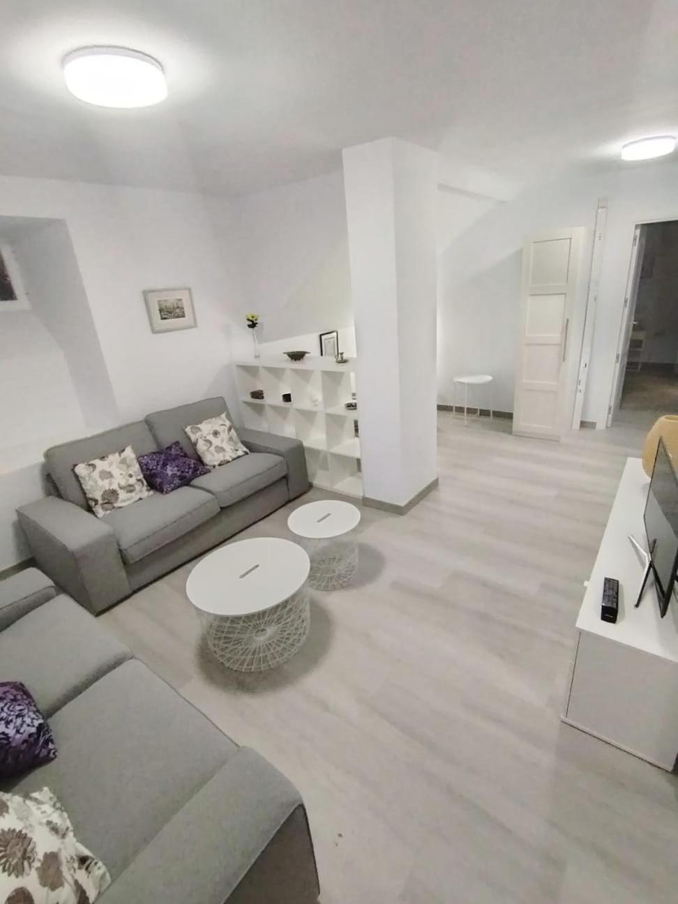 2-Centro Hab Compartida Masculina 8X Bed and Breakfast Madrid Eksteriør billede